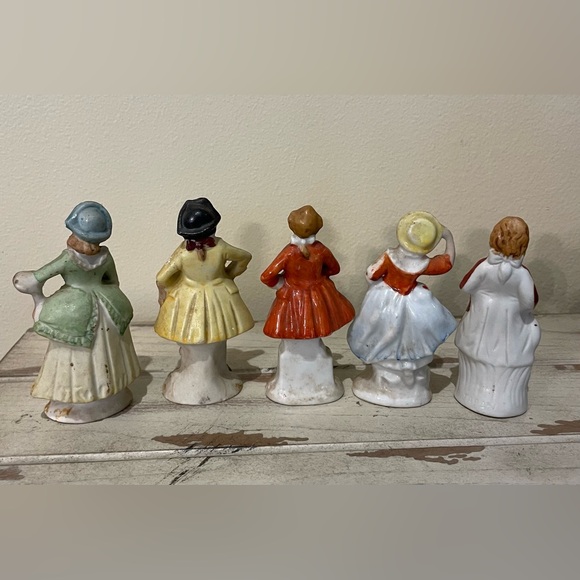 5 Vintage Japan Hand Painted Porcelain Bisque Figurines - Picture 2 of 4